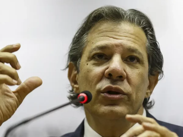 Governo promete enviar projeto para tirar reoneração da folha de MP