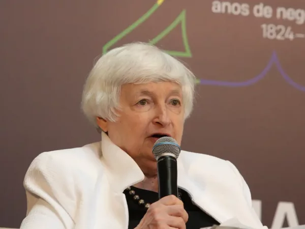 Secretária do Tesouro dos EUA elogia reforma tributária do Brasil