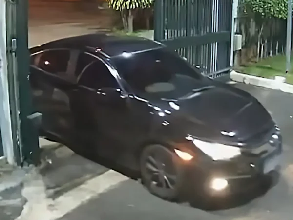 PF vai apurar hospedagem de Bolsonaro na Embaixada da Hungria