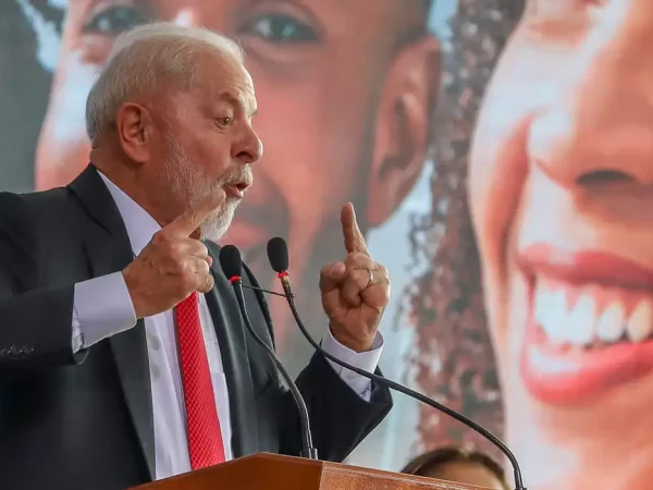Lula anuncia obras do PAC Seleções com R$ 23 bilhões em investimentos