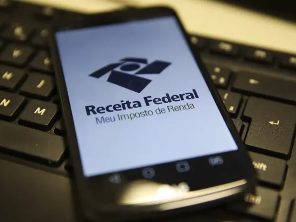 Receita Federal abre consulta a novo lote residual do Imposto de Renda