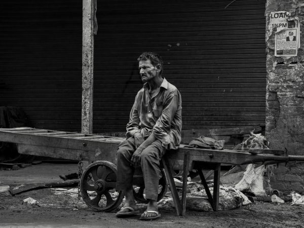 Banco Mundial alerta para horizonte ‘sombrio’ e maior disparidade de renda em países pobres