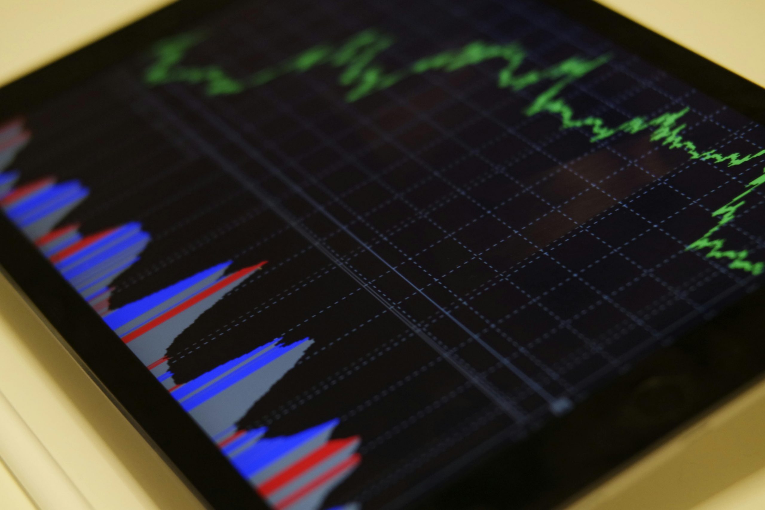 IPCA-15 sobe 0,21% em abril ante alta de 0,36% em março, aponta IBGE