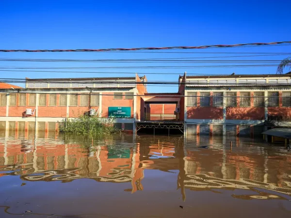 IR: entrega em cidades afetadas por enchentes é prorrogada para agosto