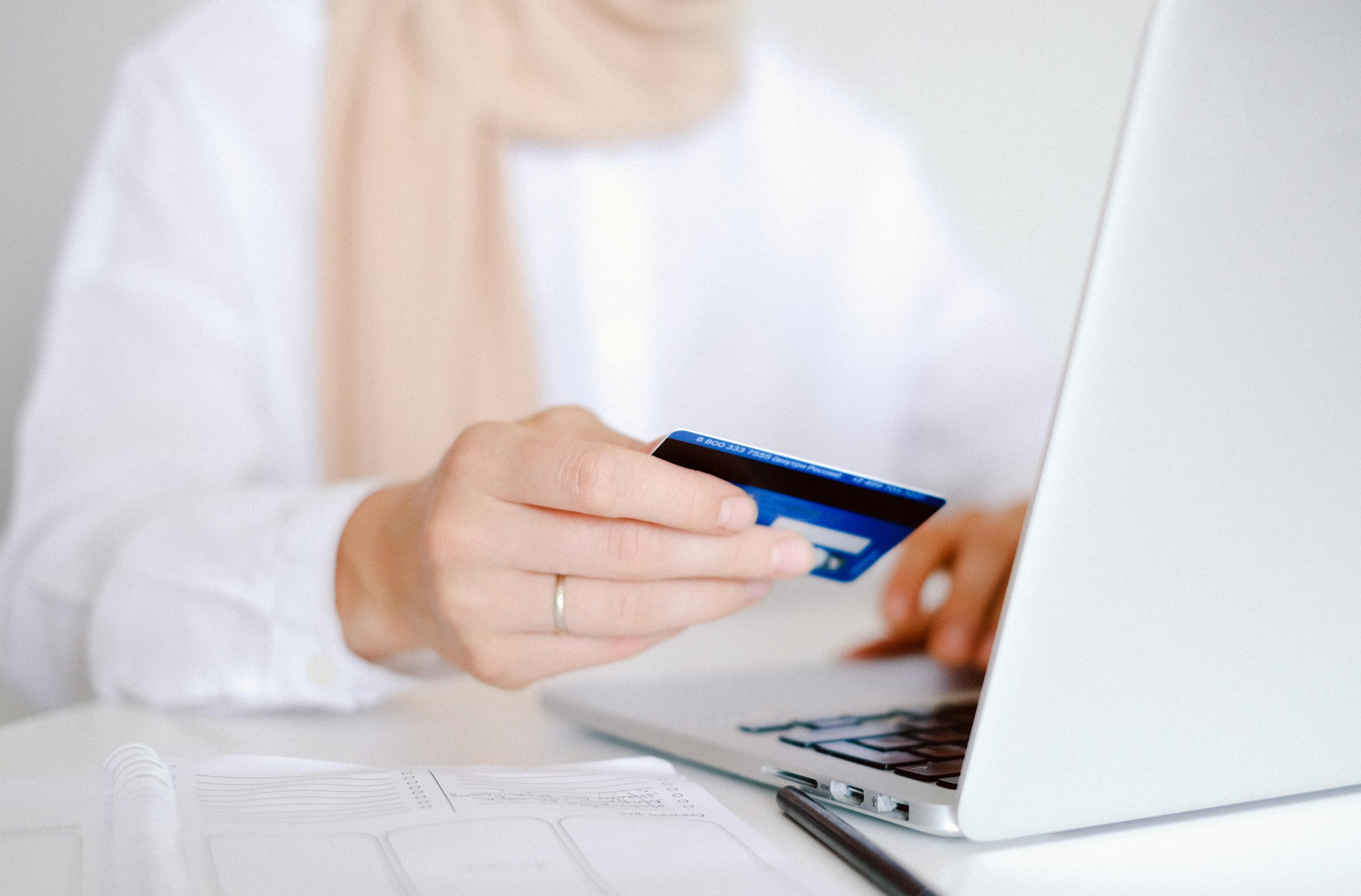 Câmara aprova imposto para compras internacionais de até US$ 50