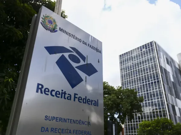 Receita publica instrução normativa para regular cadastro de benefícios fiscais das empresas