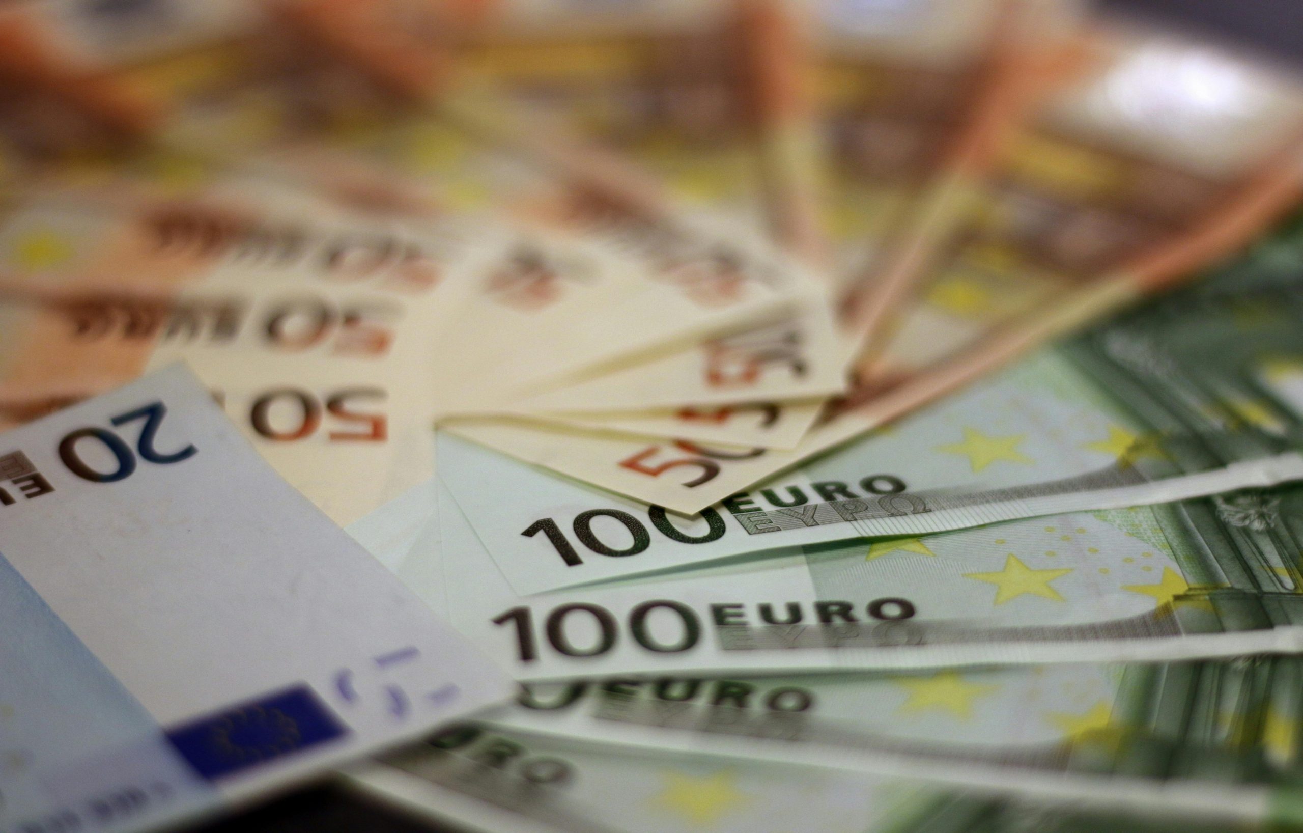 Inflação da zona do euro deve retornar à meta no segundo semestre de 2025, diz FMI