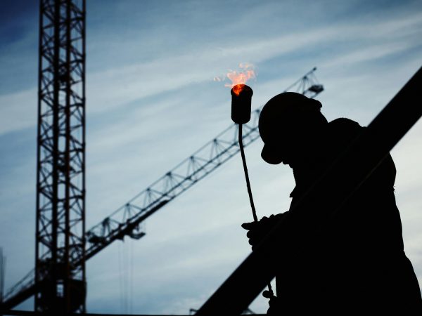 Fiesp mantém projeção de 2,2% para produção industrial em 2024