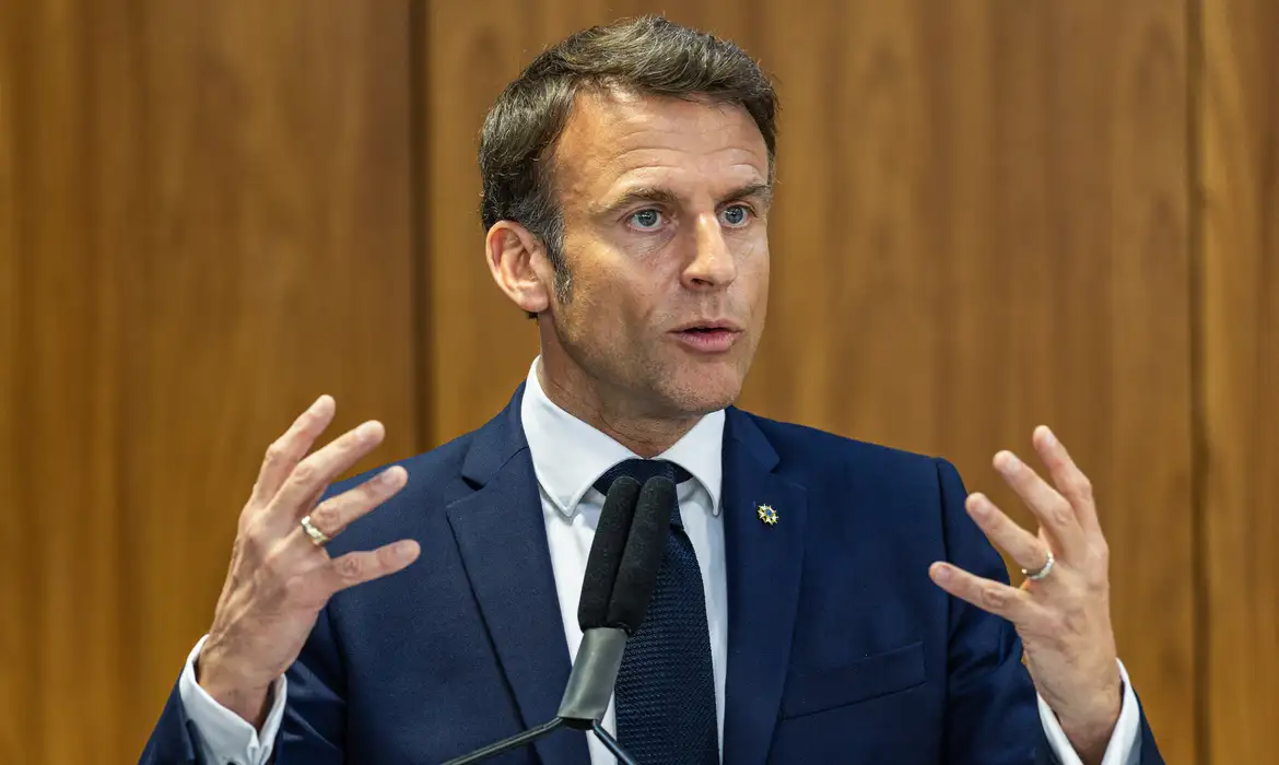 Macron convoca eleições legislativas, após reconhecer derrota nas eleições da UE