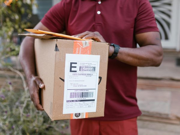 Shopee é principal fonte de renda para 30% de seus lojistas