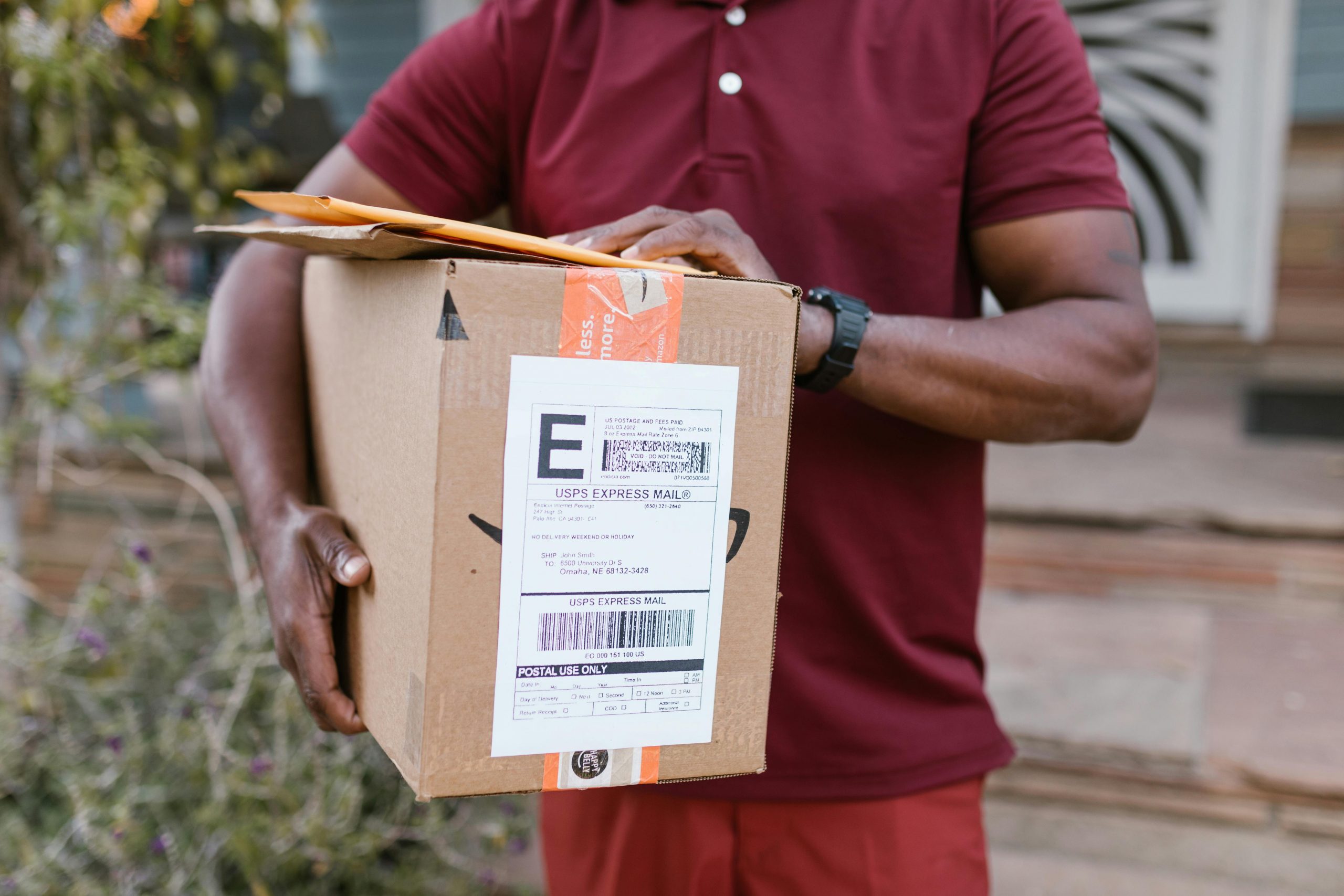 Shopee é principal fonte de renda para 30% de seus lojistas