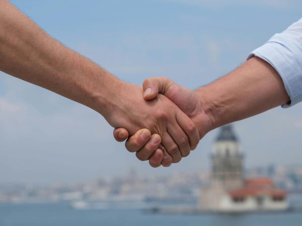 Reino Unido negocia acordo de livre comércio com Índia, Turquia, Coreia do Sul e outros países