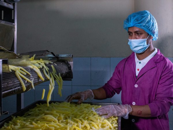 Taxa de juros afeta investimentos industriais em inovação