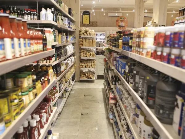 Emprego no comércio levou 3 anos para retomar nível pré-pandemia