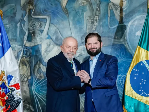 Brasil e Chile firmam parceria para cooperação no setor espacial