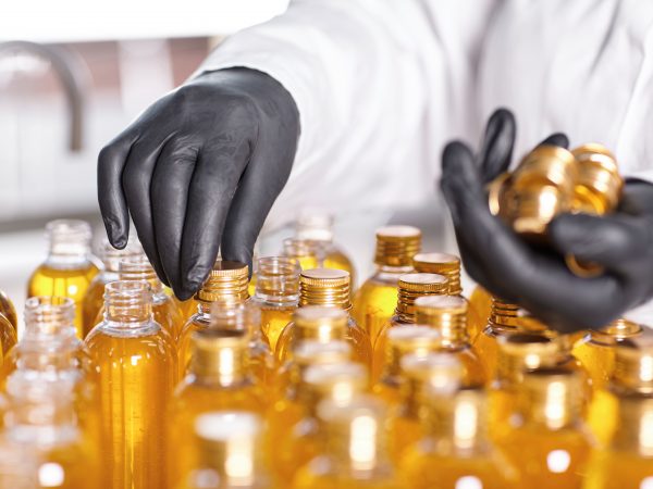 Utilização de capacidade instalada da indústria química atinge 63% no 1º semestre, diz Abiquim