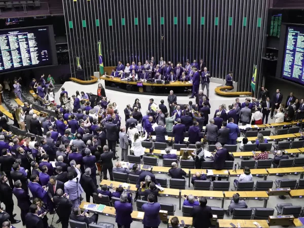 Câmara aprova segundo projeto de regulamentação da reforma tributária