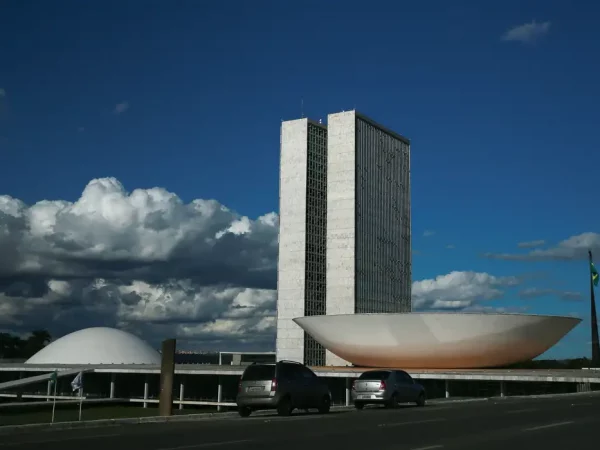 Câmara aprova urgência para criação do comitê gestor do IBS