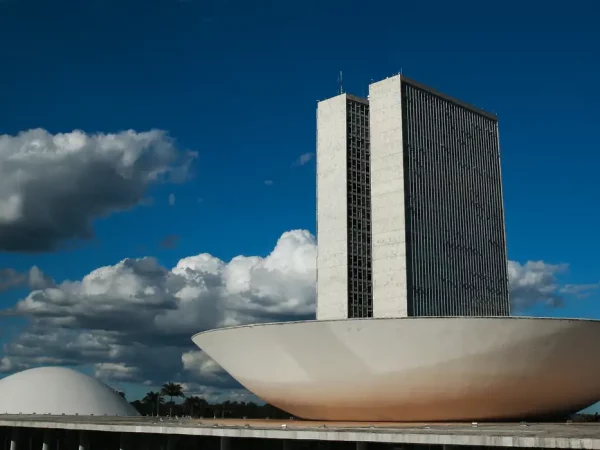 Suspender emendas dá “autonomia desmedida” ao Executivo, diz Congresso
