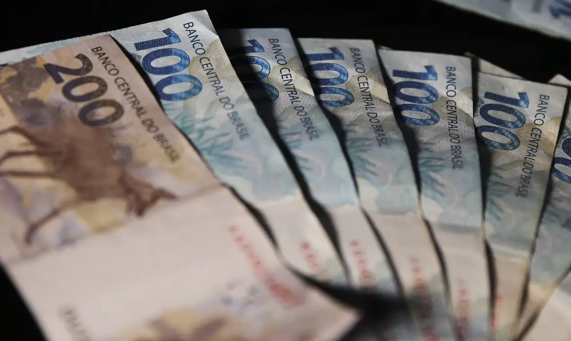 Brasil tem futuro promissor para atrair investimentos, afirma diretor do BC