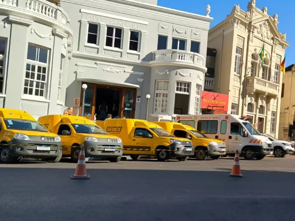 Correios mantém operações após trabalhadores entrarem em greve