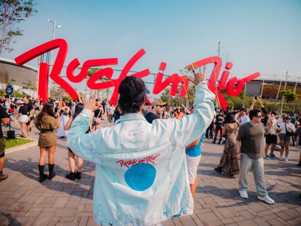 Rock in Rio anuncia leilão ‘Fans For Change’ com itens assinados por grandes músicos do line-up desta edição em ação em prol de um mundo melhor