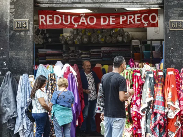 PIB cresce 1,4% no segundo trimestre e fica acima do esperado