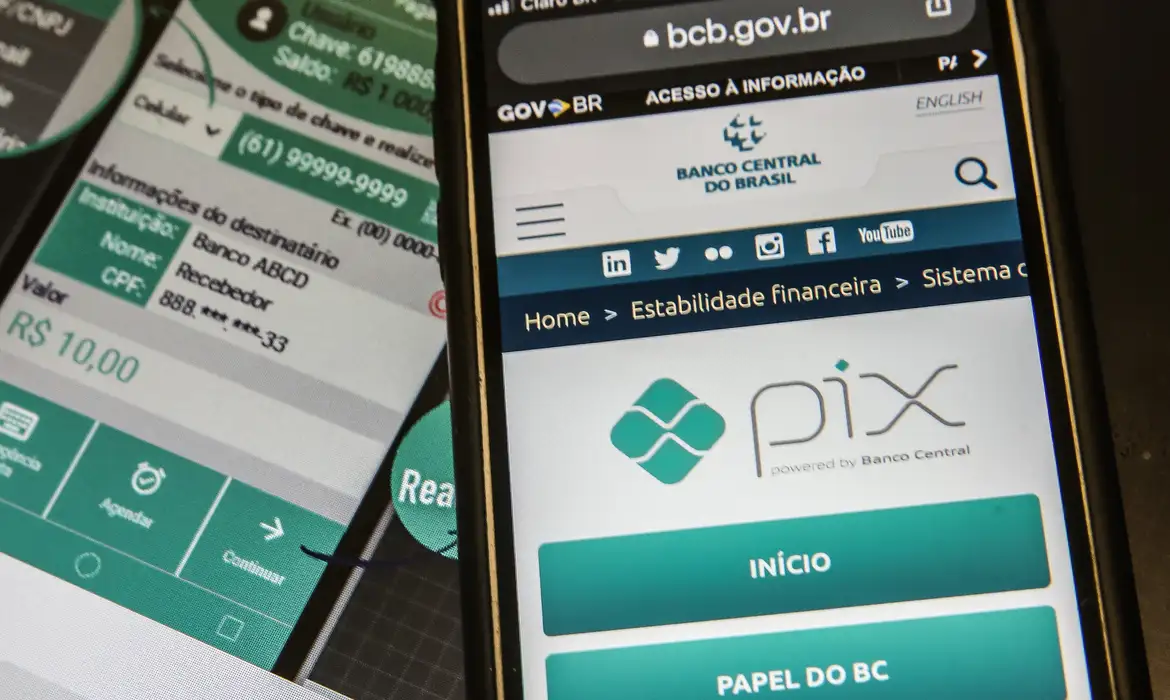 Transações via Pix crescem 61% no 1º semestre e chegam a 29 bilhões, mostra Febraban
