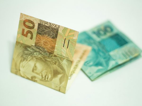 FGV: IPC-S sobe 0,64% na 1ª quadrissemana de outubro, após 0,63% no encerramento de setembro
