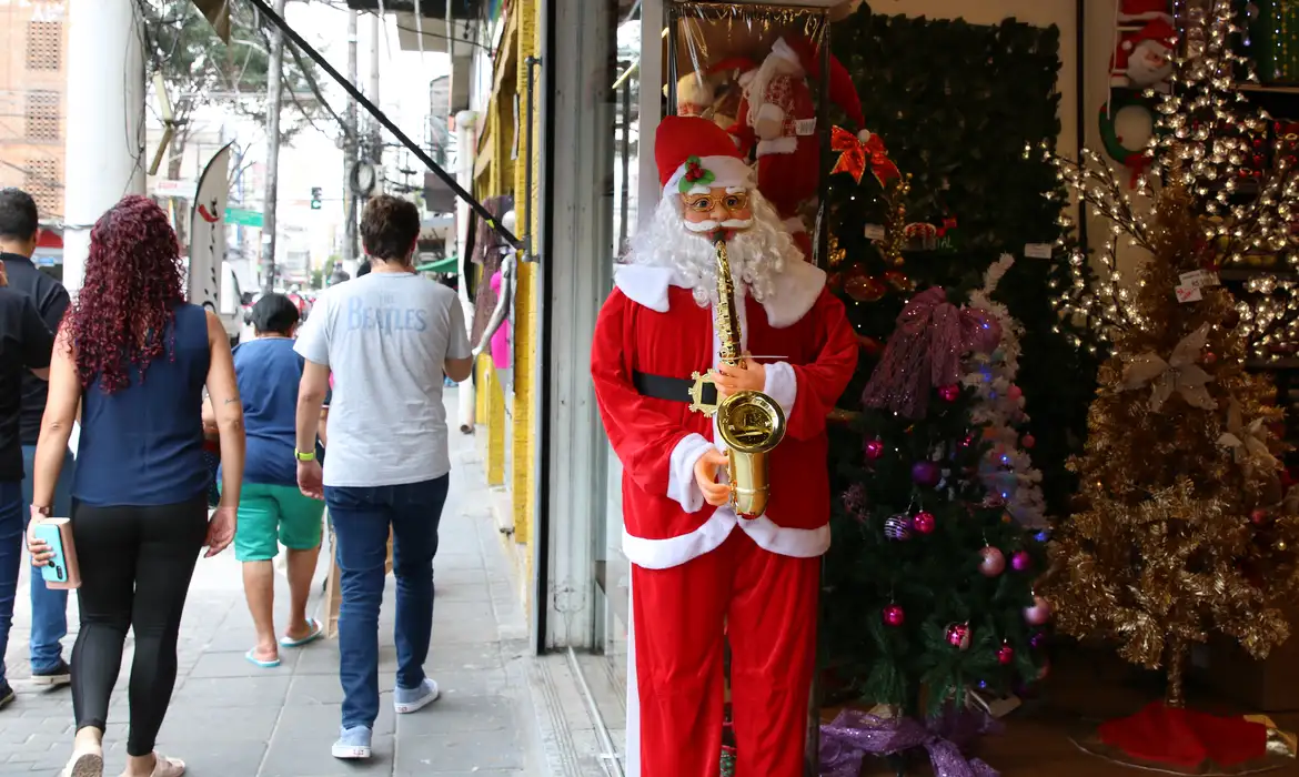 Média de preços dos presentes de Natal sobe abaixo da inflação em SP