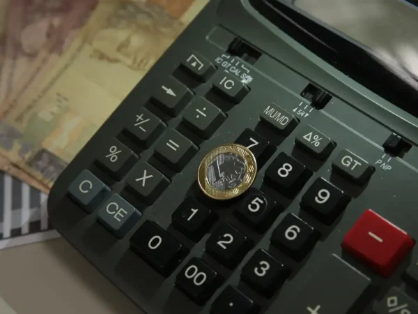 Entidades comemoram PIB mas alertam para pressão inflacionária