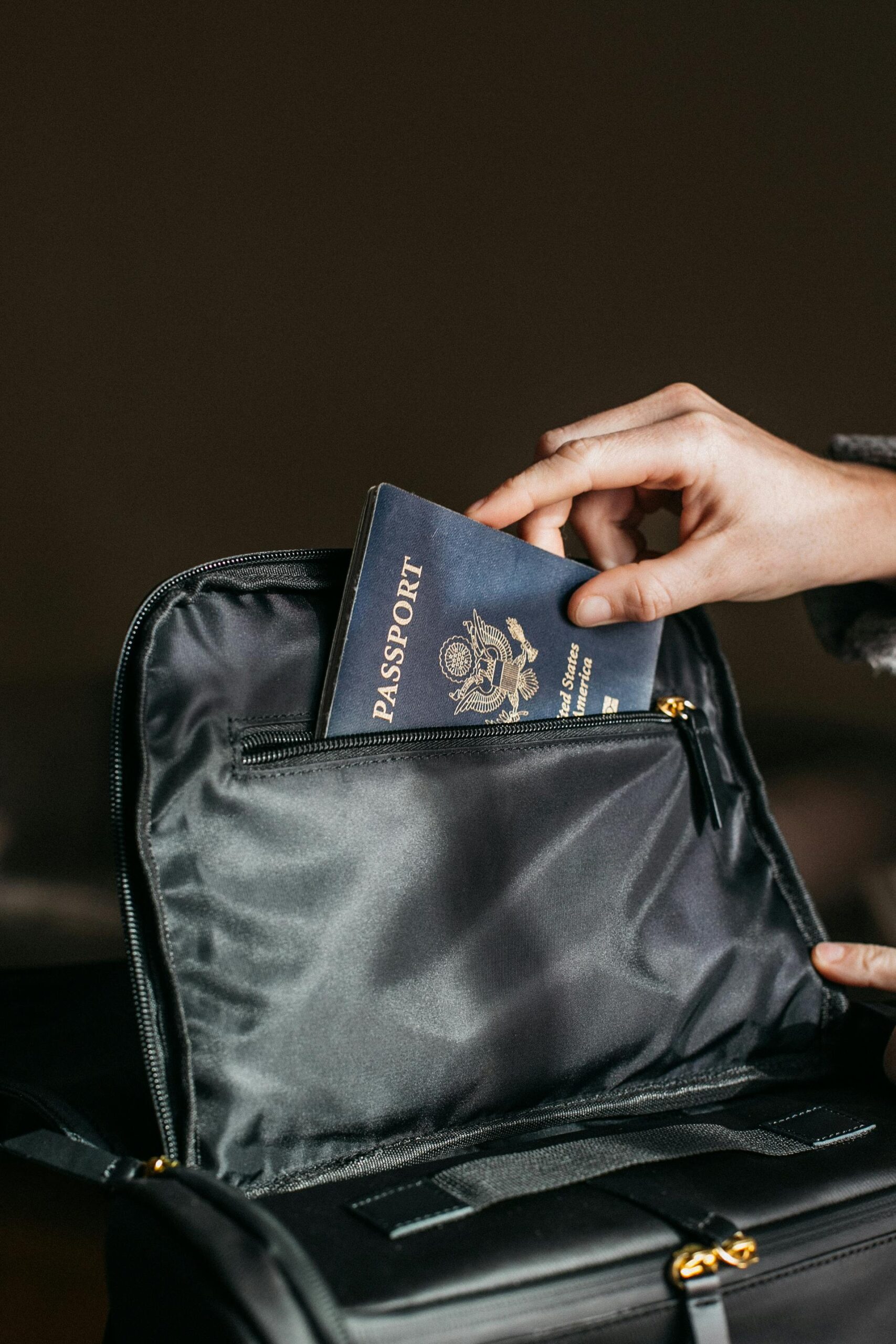 Os passaportes mais (e menos) poderosos do mundo em 2025