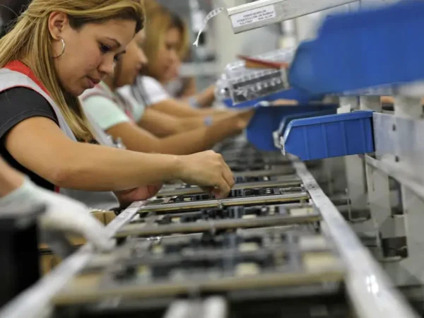 Estimativas de PIB potencial de governo e instituições divergem sobre grau de aquecimento
