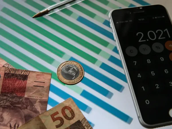 Mercado projeta inflação em 5,58% para 2025; PIB fica em 2,03%