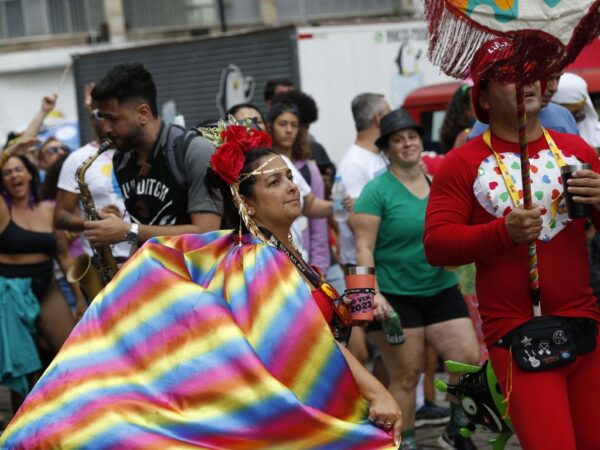 Turismo deve movimentar R$ 12 bi com o carnaval de 2025, alta de 2,1% ante 2024, diz CNC