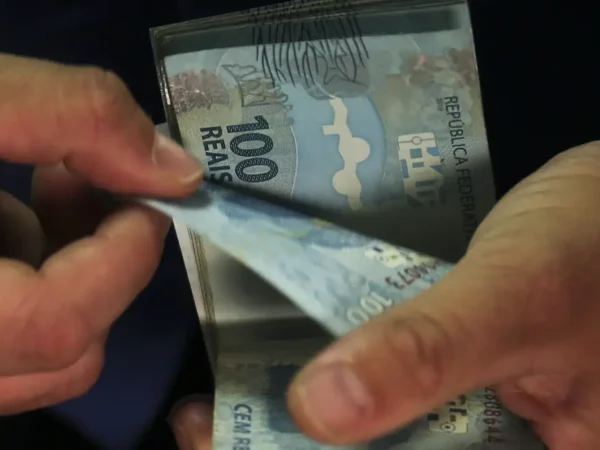 Poupança tem saques de R$ 26,3 bi em janeiro, diz Banco Central