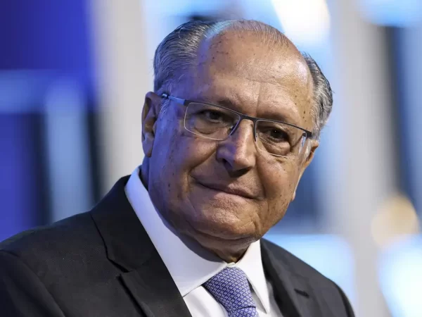 “Esperamos completar em 2025 todos trabalhos para complementar acordo Mercosul-UE”, diz Alckmin