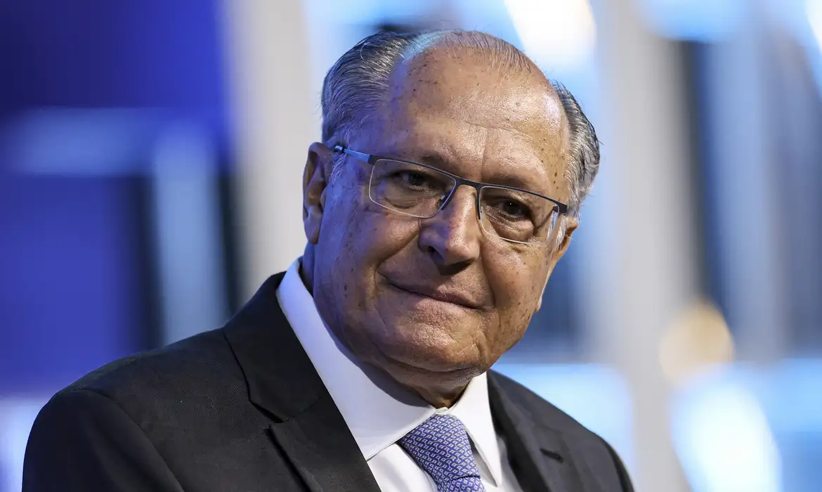 “Esperamos completar em 2025 todos trabalhos para complementar acordo Mercosul-UE”, diz Alckmin
