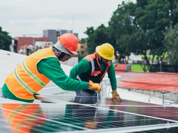 Geração distribuída de energia solar ultrapassa marca de 5 milhões de imóveis no País