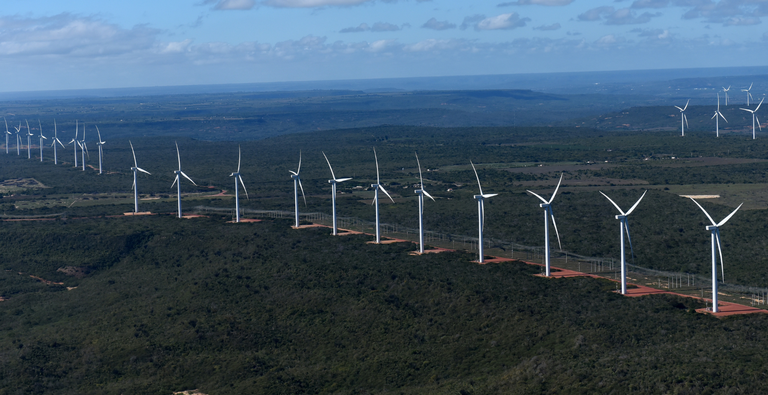 Transição energética impulsiona industrialização verde e atrai investimentos ao Brasil, aponta especialista