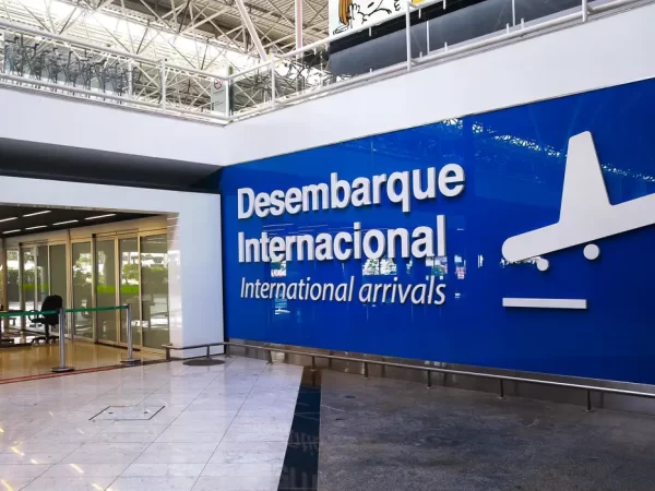 Brasil começa a exigir visto para EUA, Canadá e Austrália nesta quinta