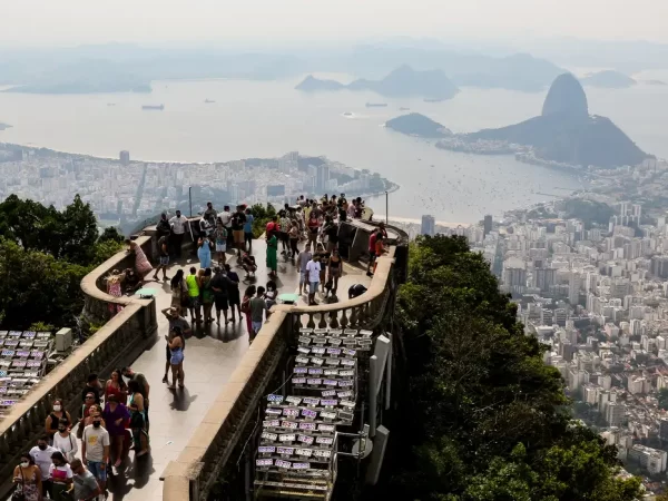Atividades turísticas crescem 2,9% em fevereiro ante janeiro, mostra IBGE