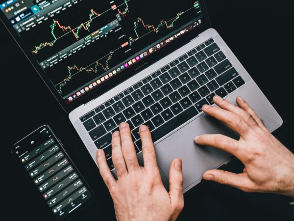 Anbima: mercado de capitais movimenta R$ 152,3 bi no 1º tri, alta de 12% e novo recorde