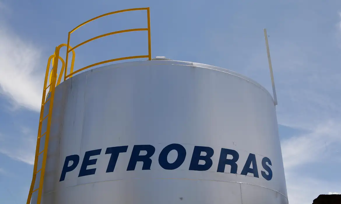 Pré-sal bate recorde em março com 3,7 mi de boed, 79,8% do total produzido no País, diz ANP