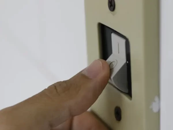 Pressionada por conta de luz, prévia da inflação de julho é de 0,33%