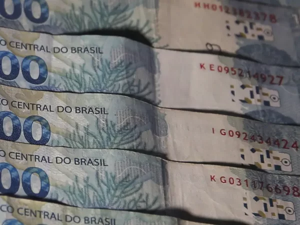 Entenda como fica o IOF após decisão de ministro do STF
