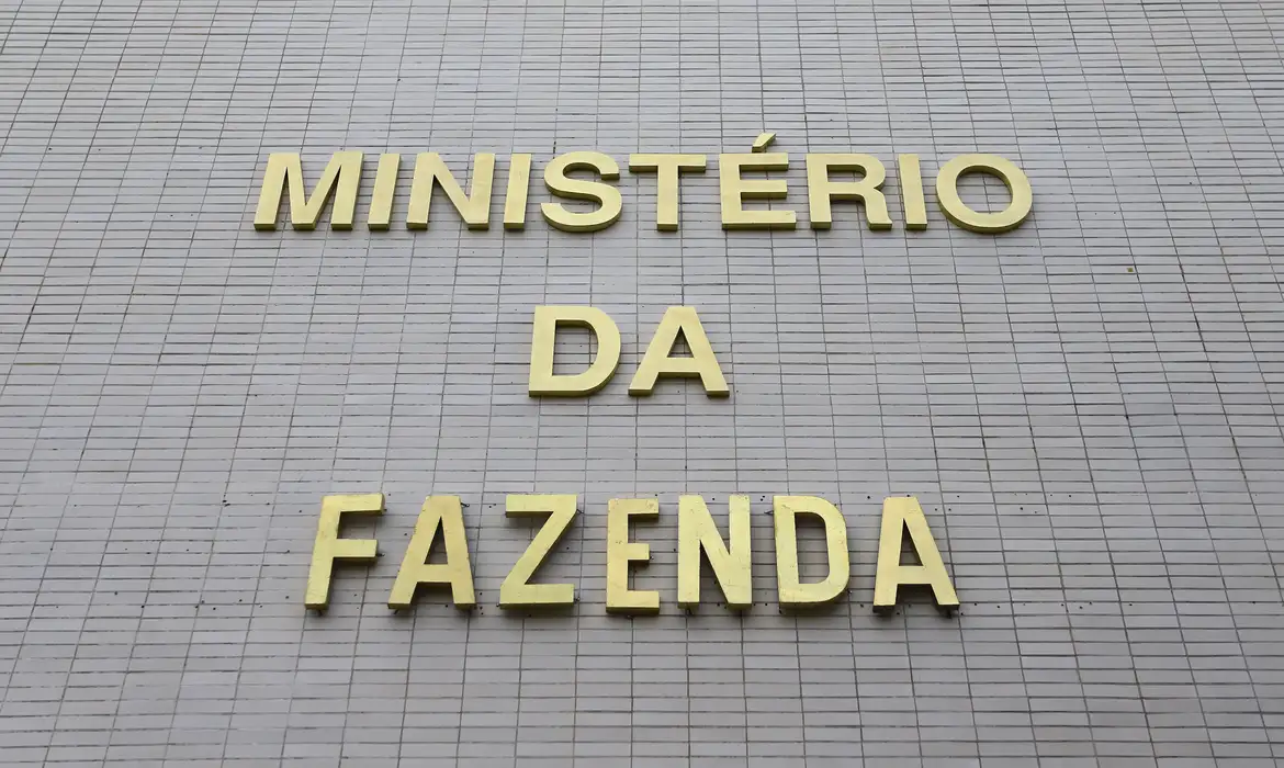 CMN ajusta regulamentação de crédito a empresas afetadas por tarifaço