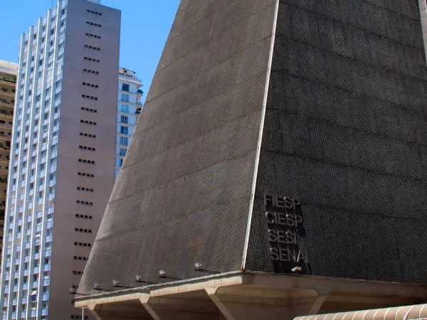 Com tarifaço dos EUA, Fiesp mantém projeção de alta do PIB em 2,4%