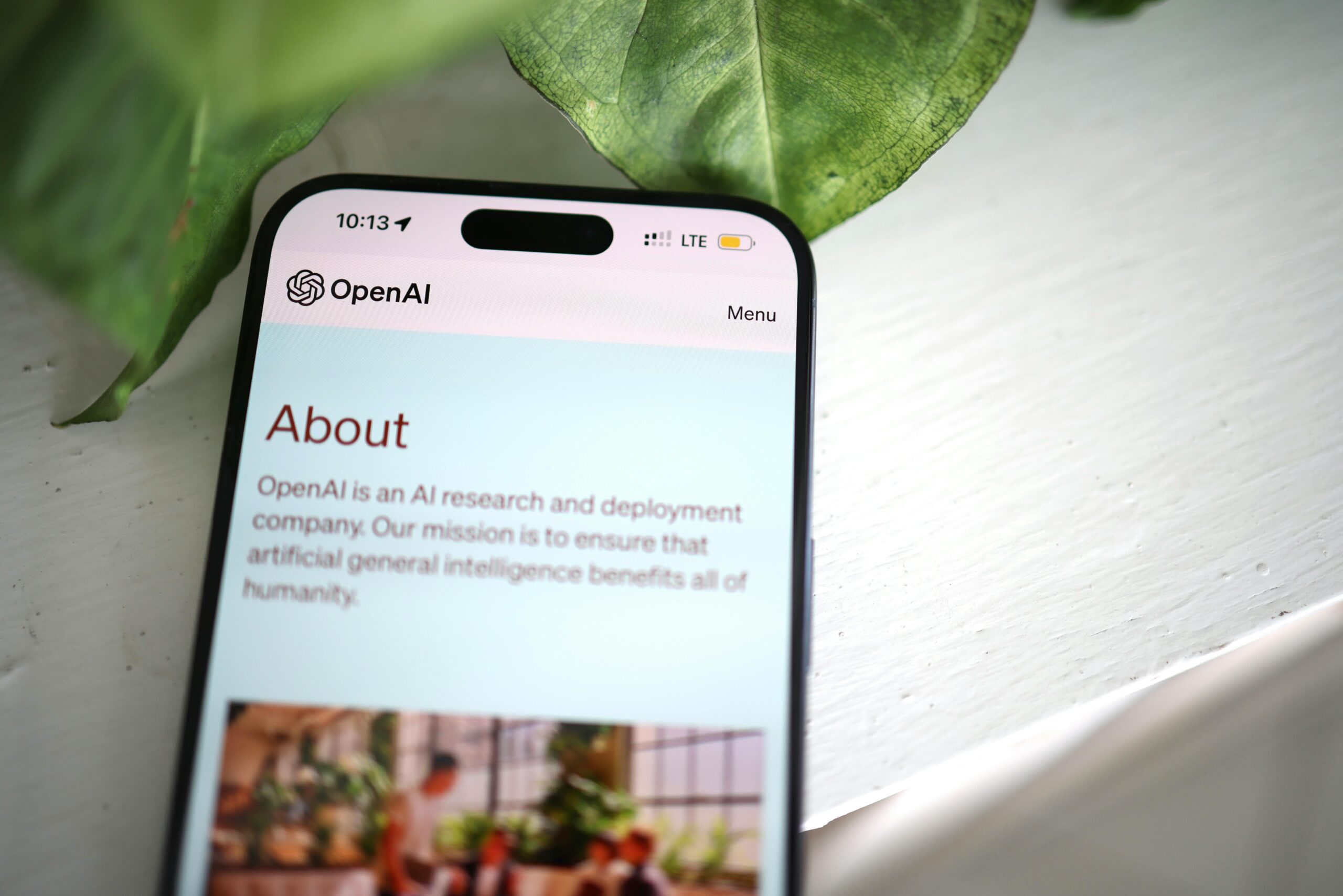 OpenAI lança modelos de IA mais acessíveis para competir com Meta e DeepSeek