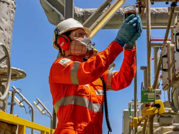 Petróleo fecha em baixa pela 4ª sessão seguida com temores de diminuição na demanda